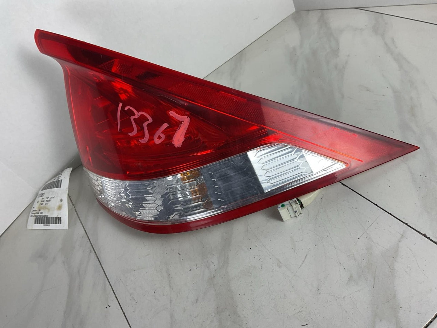 Tail Light Assembly HONDA INSIGHT Right 10 111