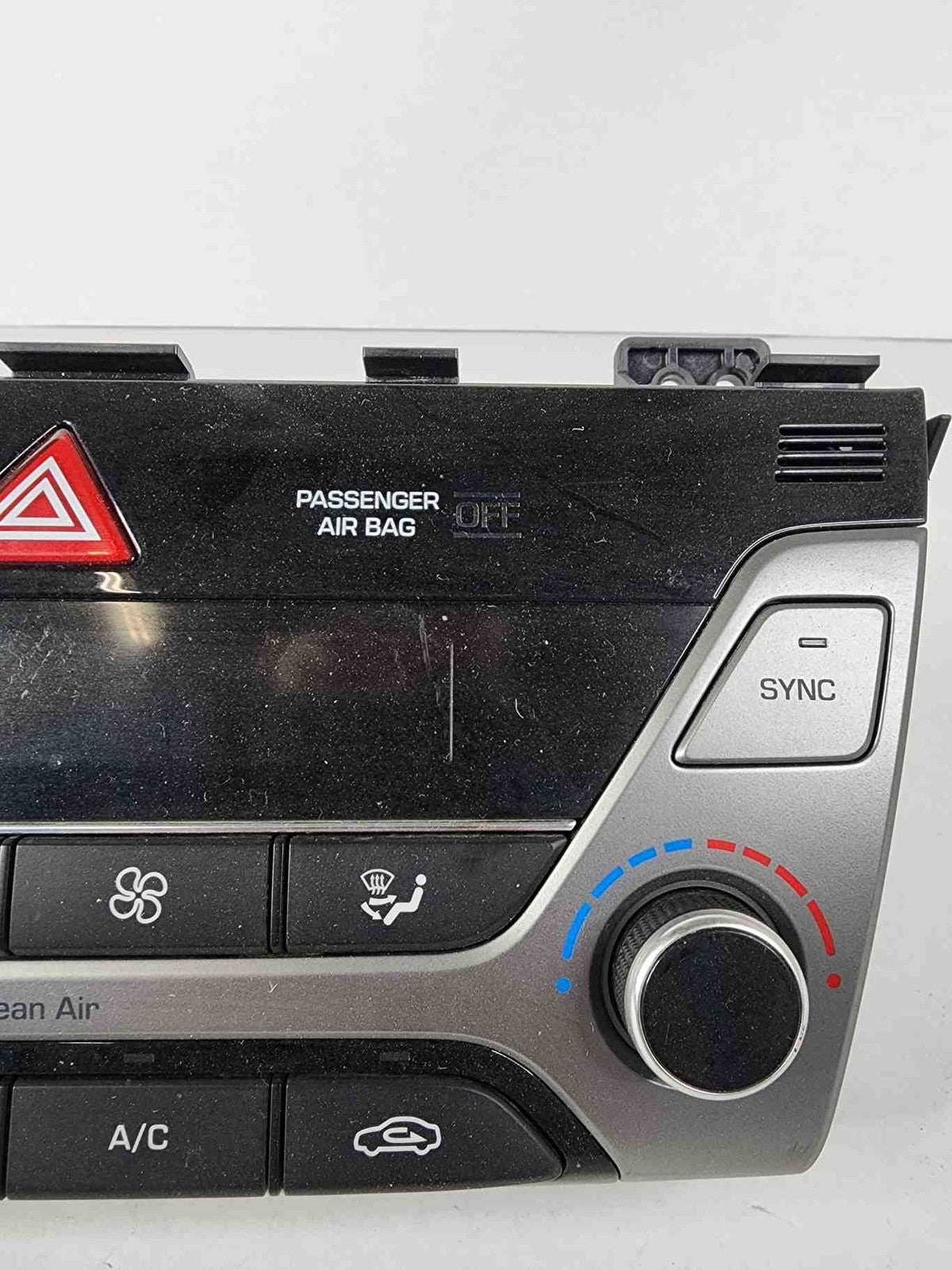 Heater A/c Control HYUNDAI ELANTRA 17 184