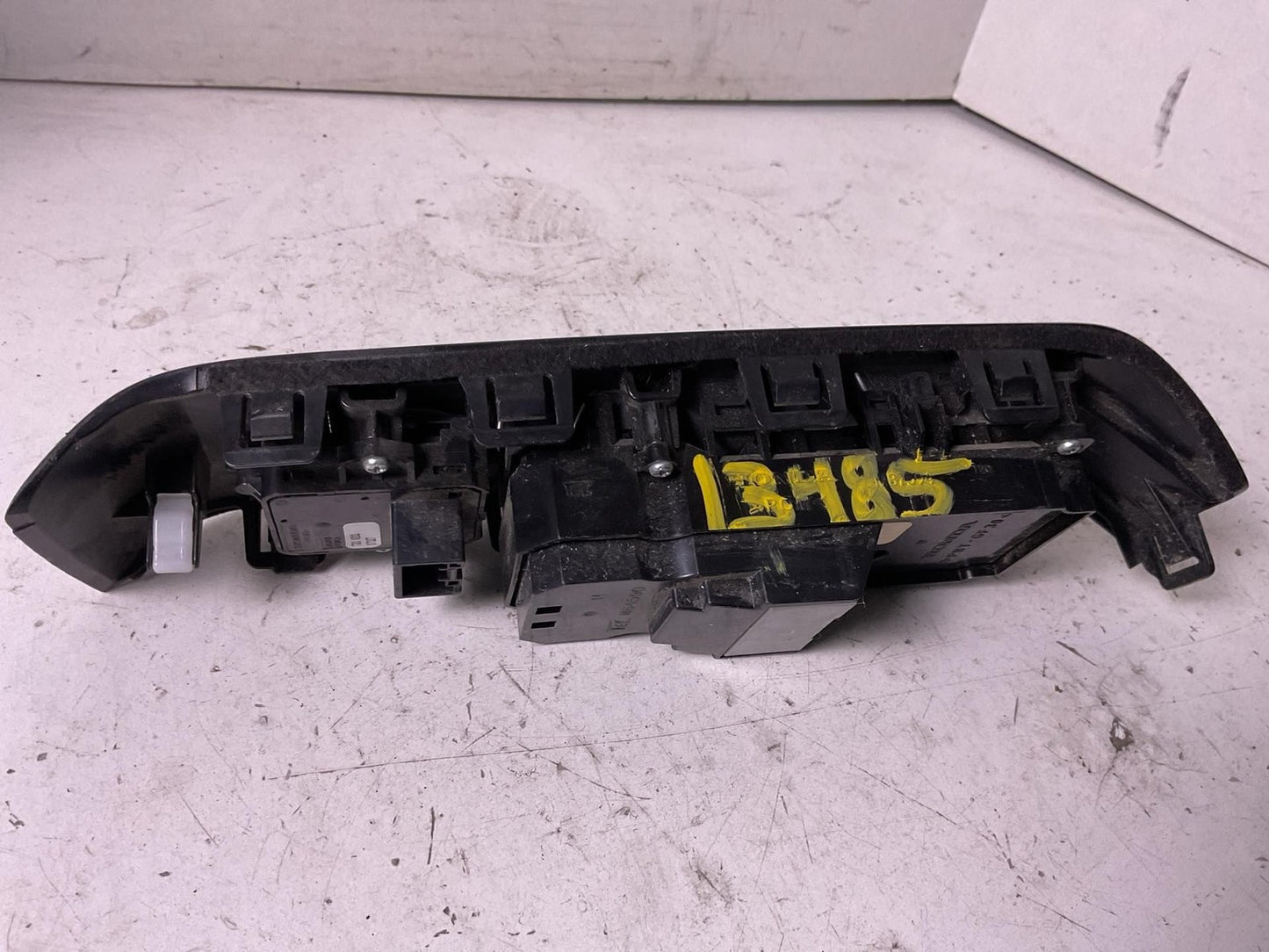 Door Switch Front HONDA CIVIC 22 23 244