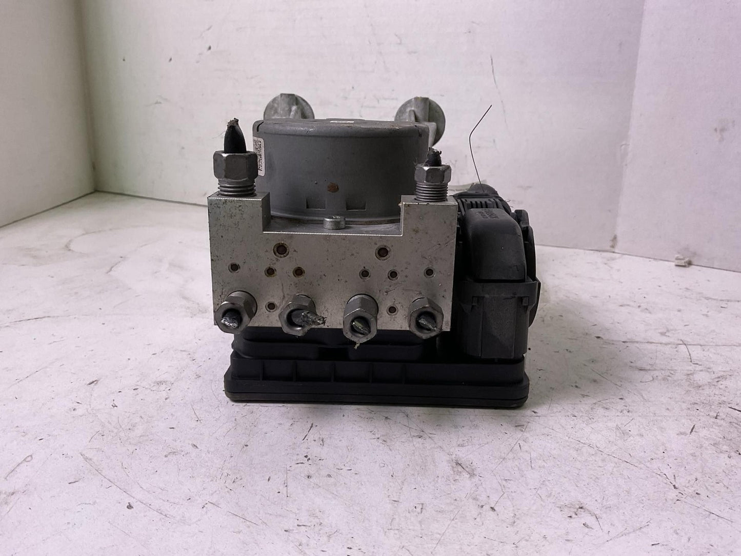 Anti-lock Brake Parts DODGE CHALLENGER 173