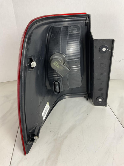 Tail Light Assembly LINCOLN NAVIGATOR Right 03 04 05 067