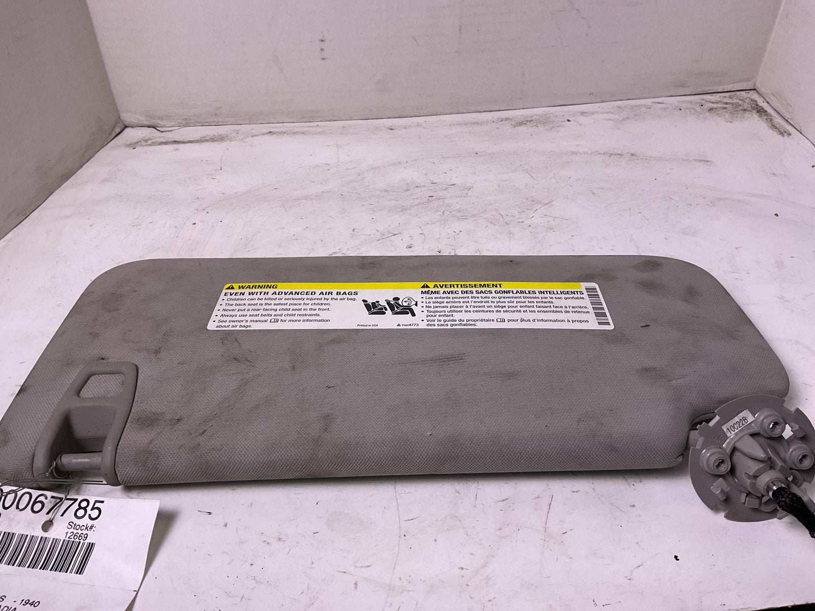 Sun Visor GMC ACADIA Right 07 08 09 10 11 12 13 14 15 16 170