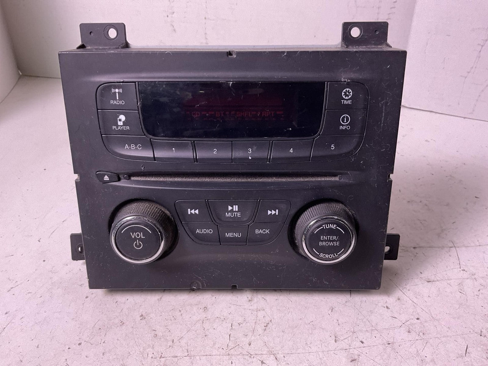 Audio & Visual Equip.(radio) DODGE DART 150