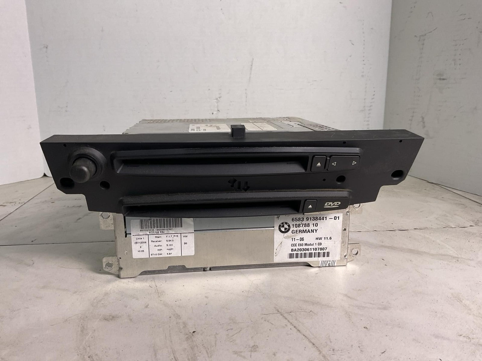 Audio & Visual Equip.(radio) BMW 545I 04 050