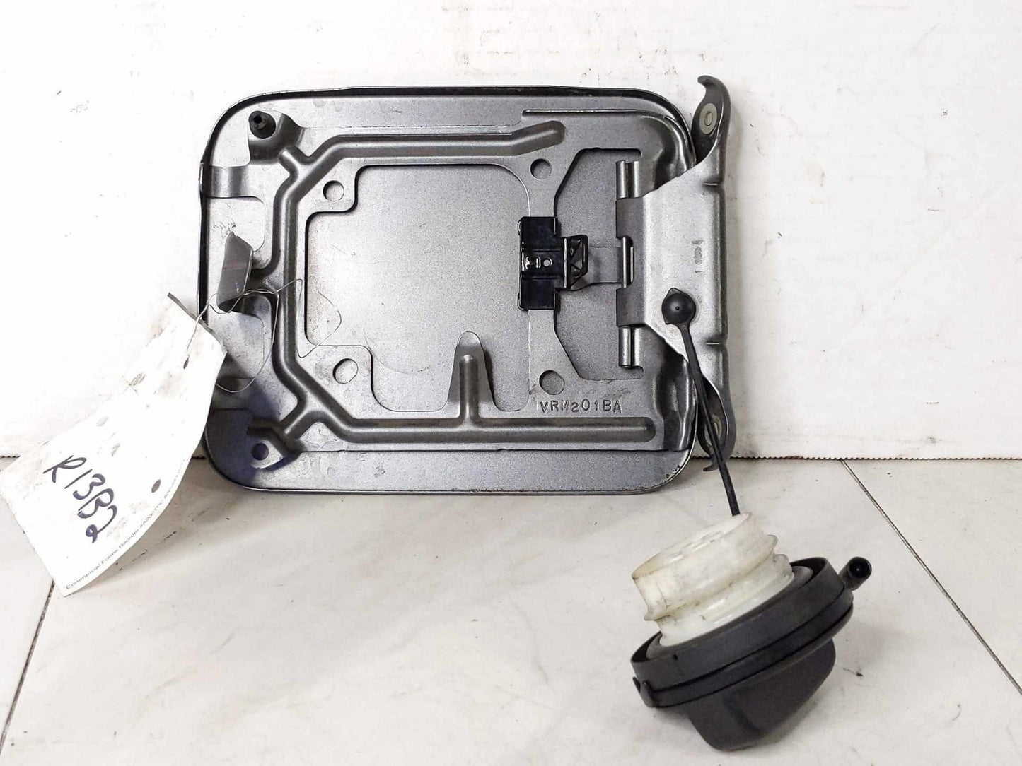 Fuel Tank Door NISSAN VERSA 12 13 14 15 16 17 18 191