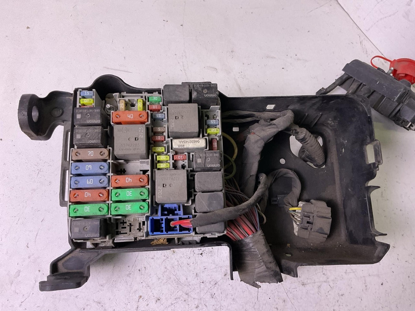 Engine Fuse Box For 2015 2016 Dodge Dart0