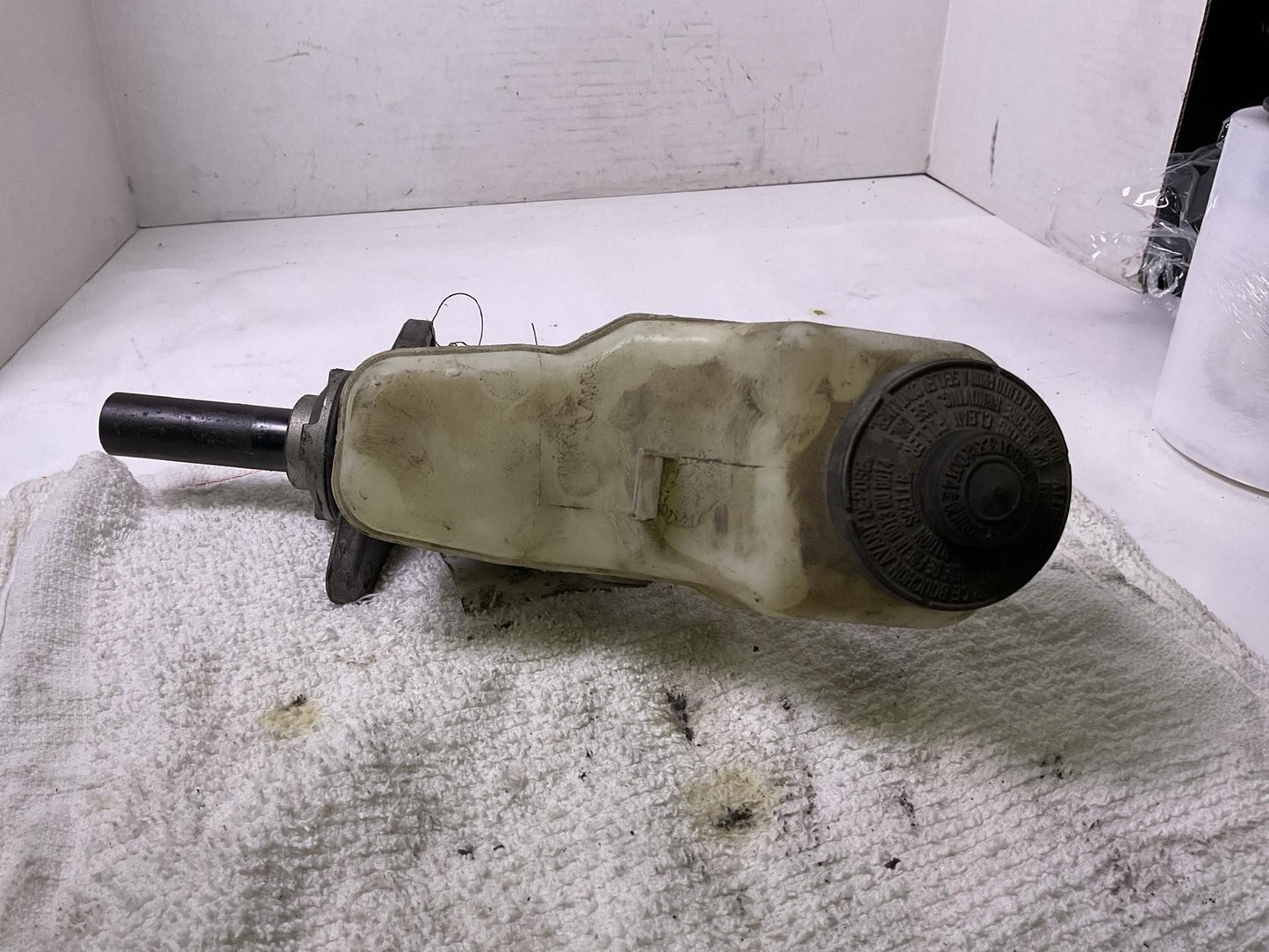 Master Cylinder TOYOTA COROLLA 14 15 16 17 18 192