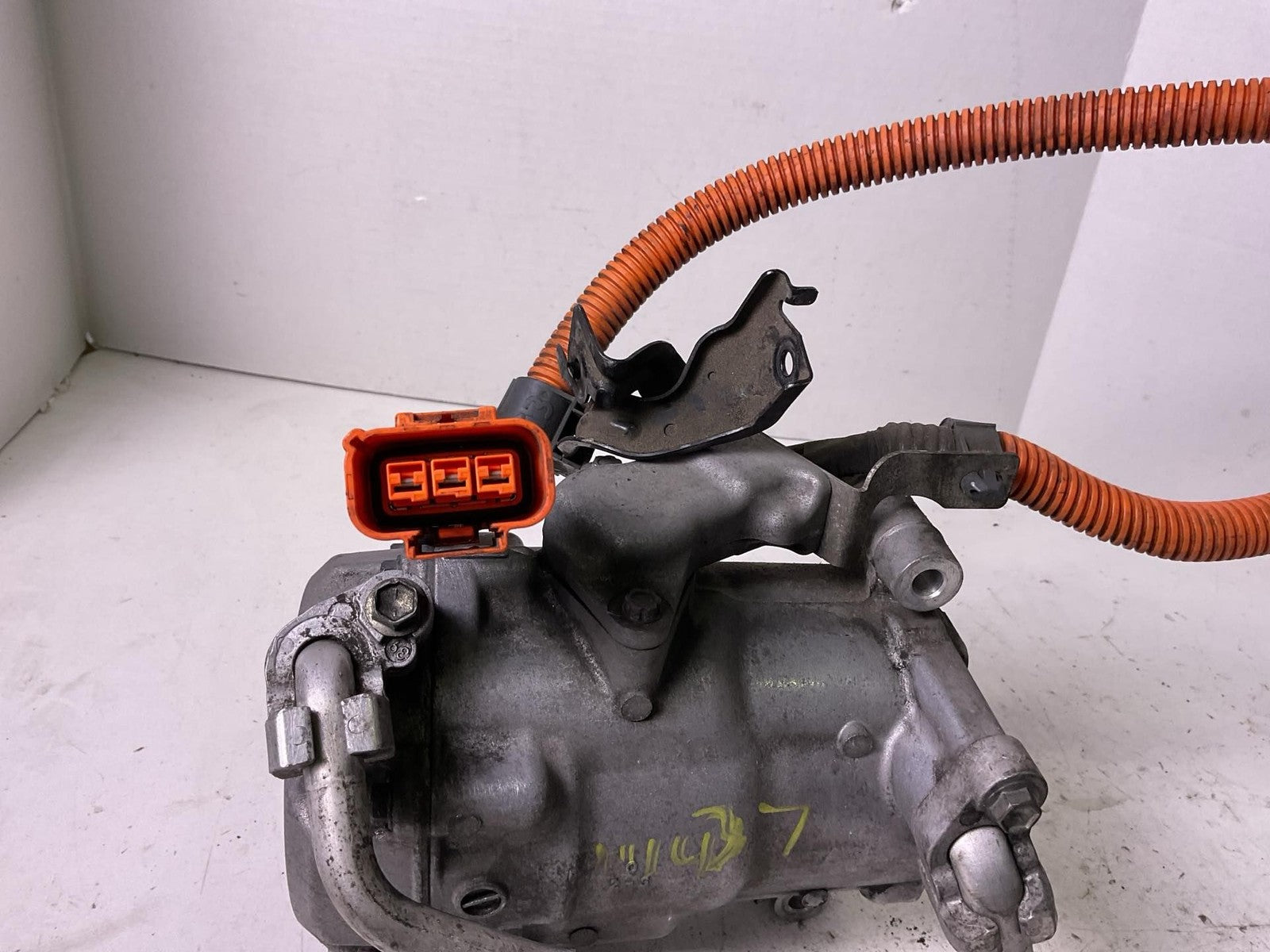 A/c Air Compressor TOYOTA PRIUS 04 05 06 07 08 094