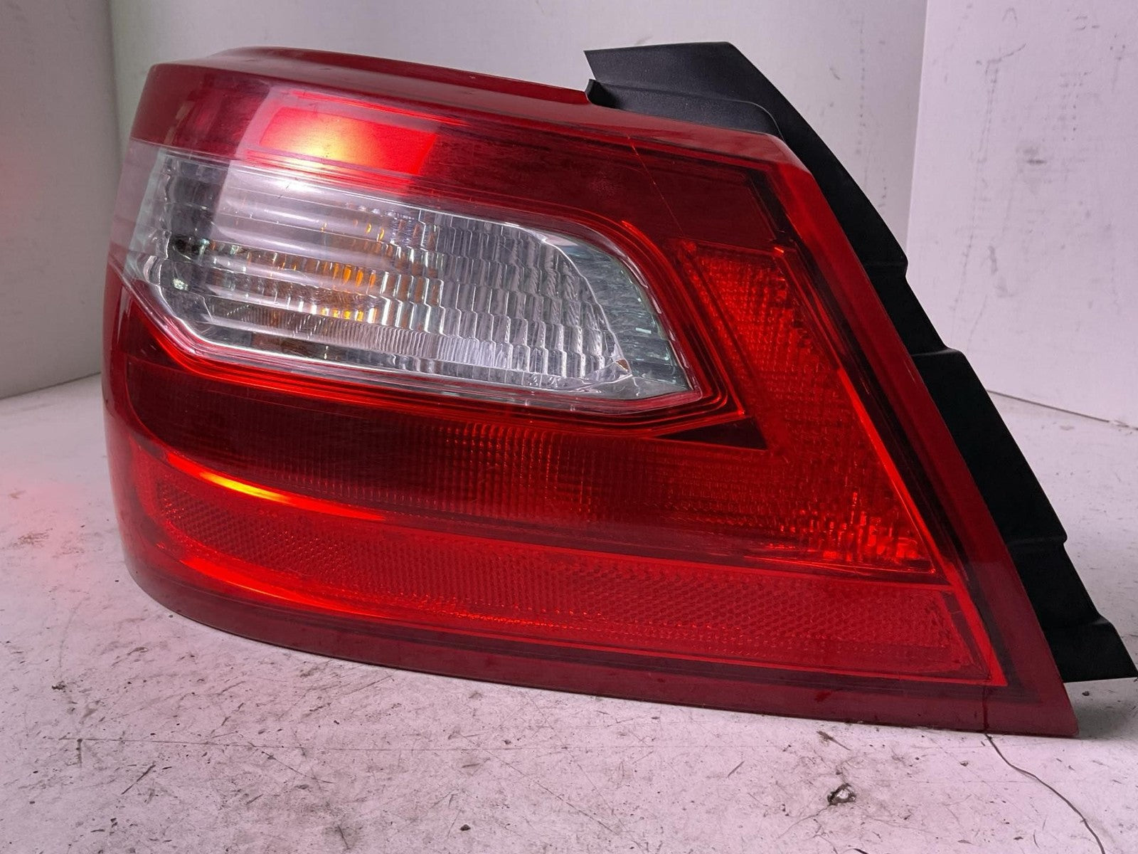 Tail Light Assembly NISSAN ALTIMA Right 16 170