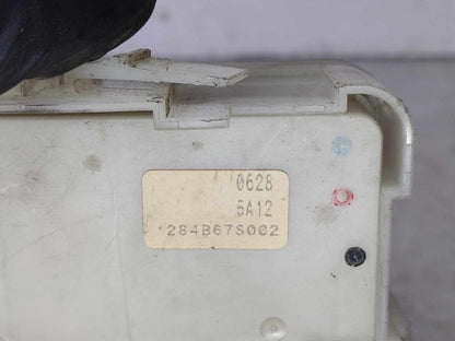 Engine Fuse Box NISSAN TITAN 04 05 0610