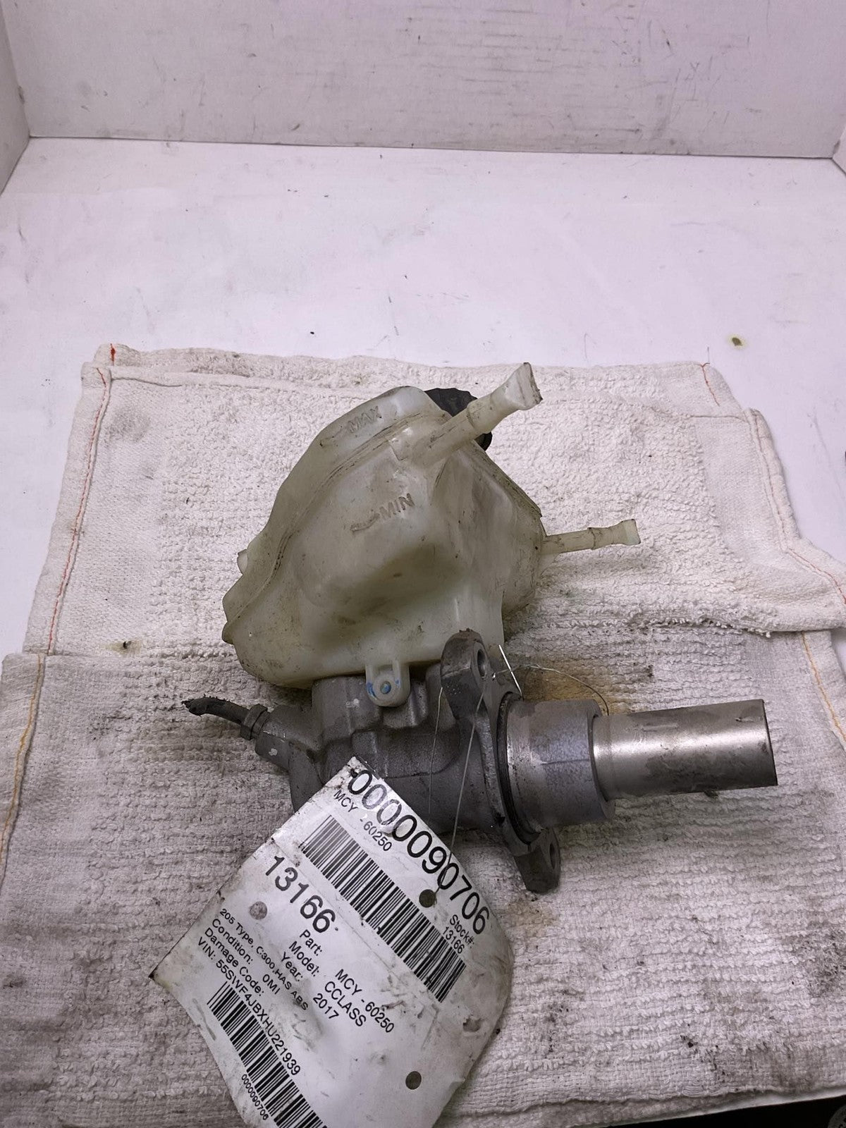 Master Cylinder MERCEDES C-CLASS 15 16 17 180