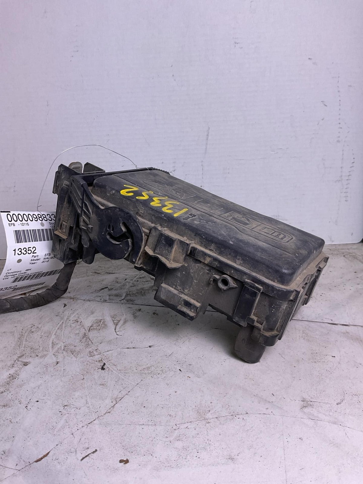 Engine Fuse Box CHEVY MALIBU 18 192