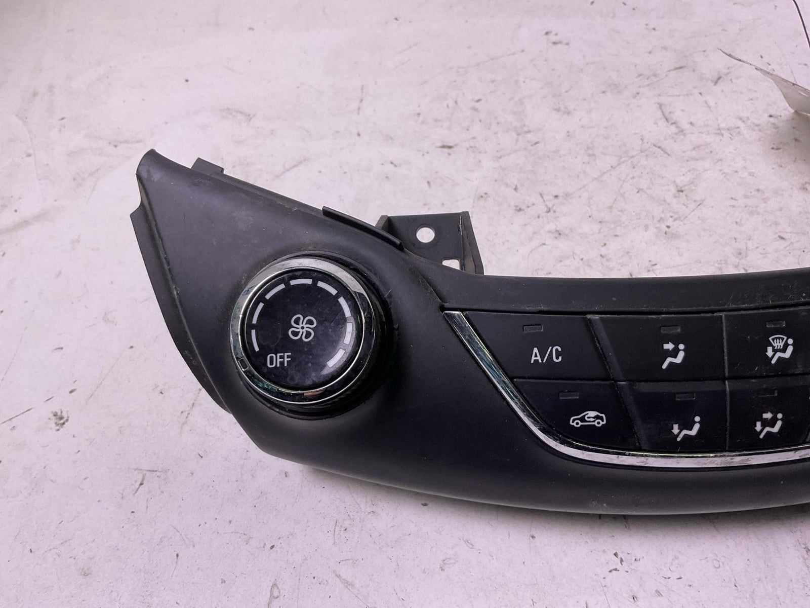 Heater A/c Control CHEVY CRUZE 16 17 181
