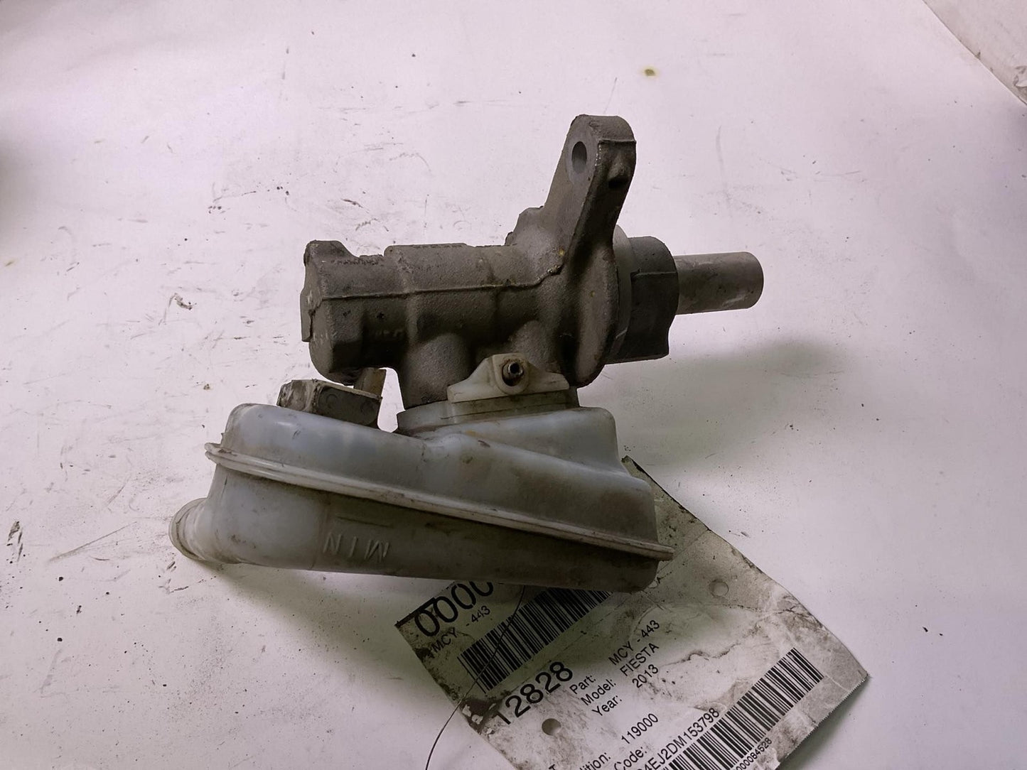 Master Cylinder FORD FIESTA 11 12 13 14 15 16 17 18 191