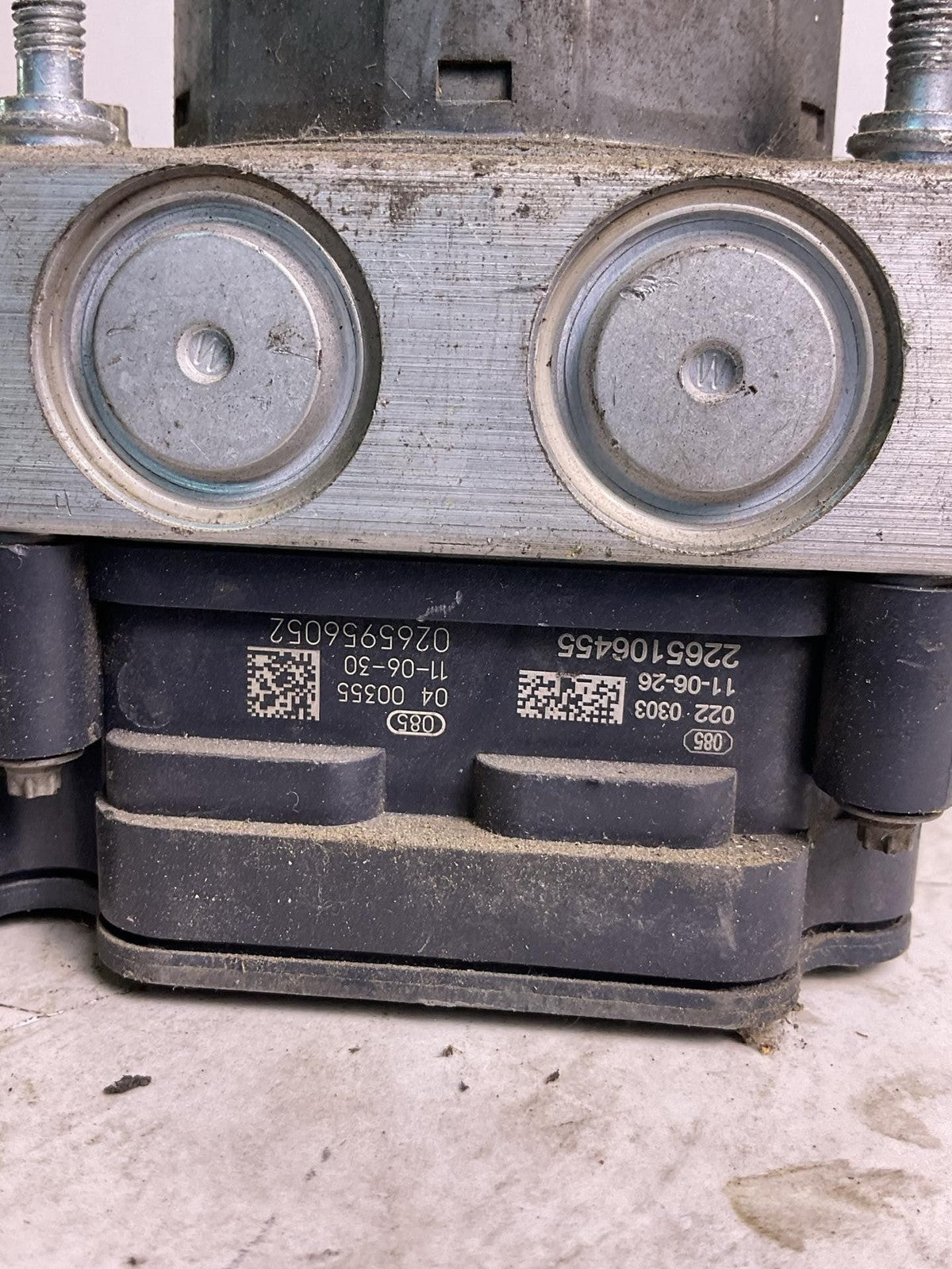 Anti-lock Brake Parts NISSAN VERSA 122