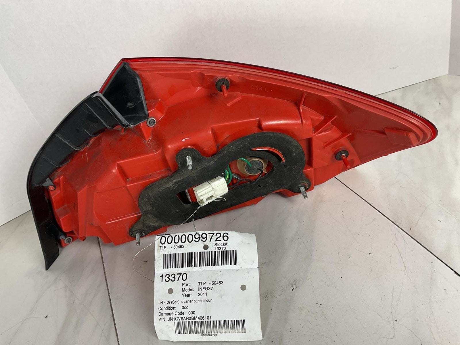 Tail Light Assembly INFINITI G37 Left 09 10 11 12 132