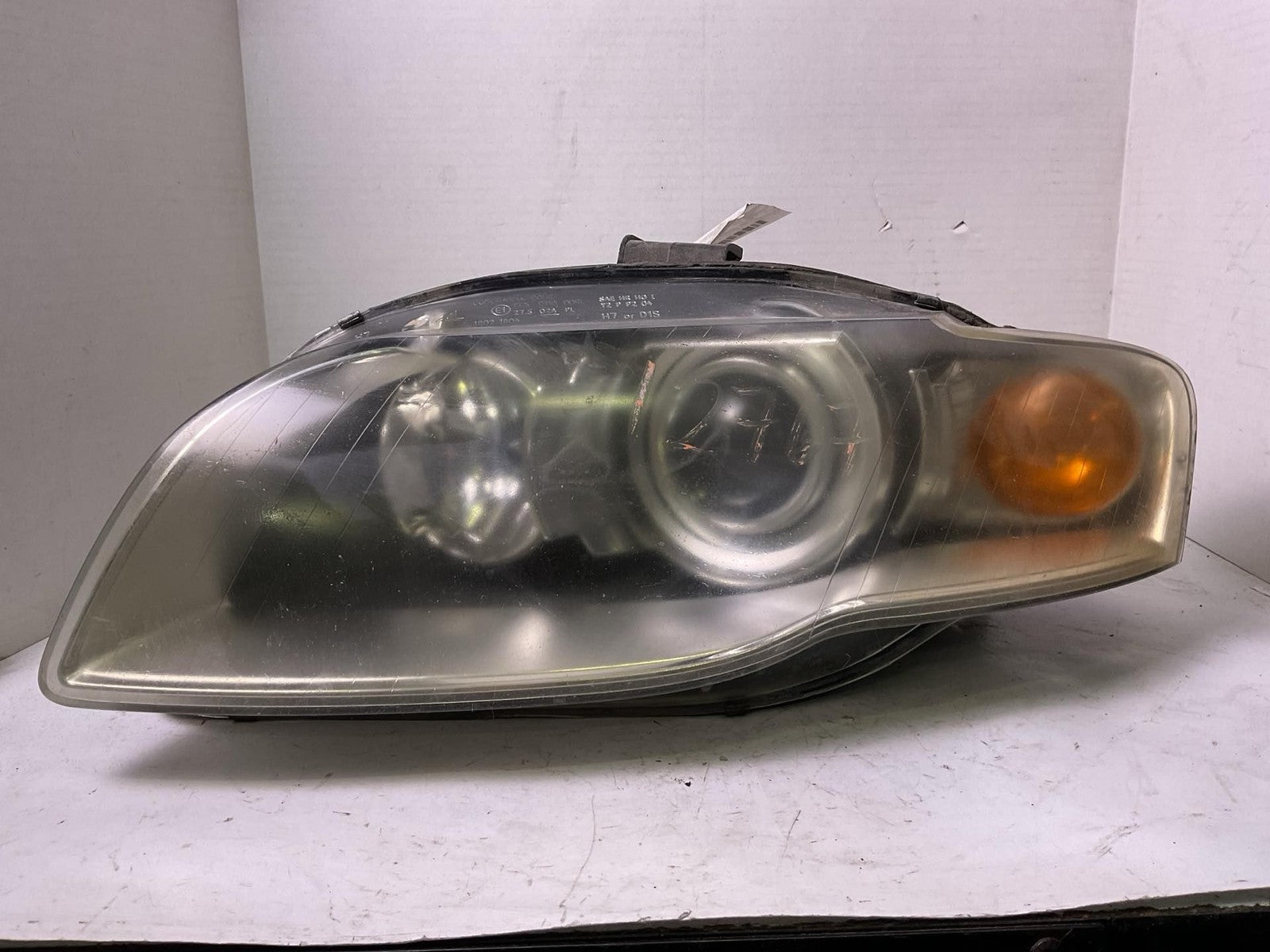 Headlight Assembly Left Driver Side For 2005-2009 Audi S40