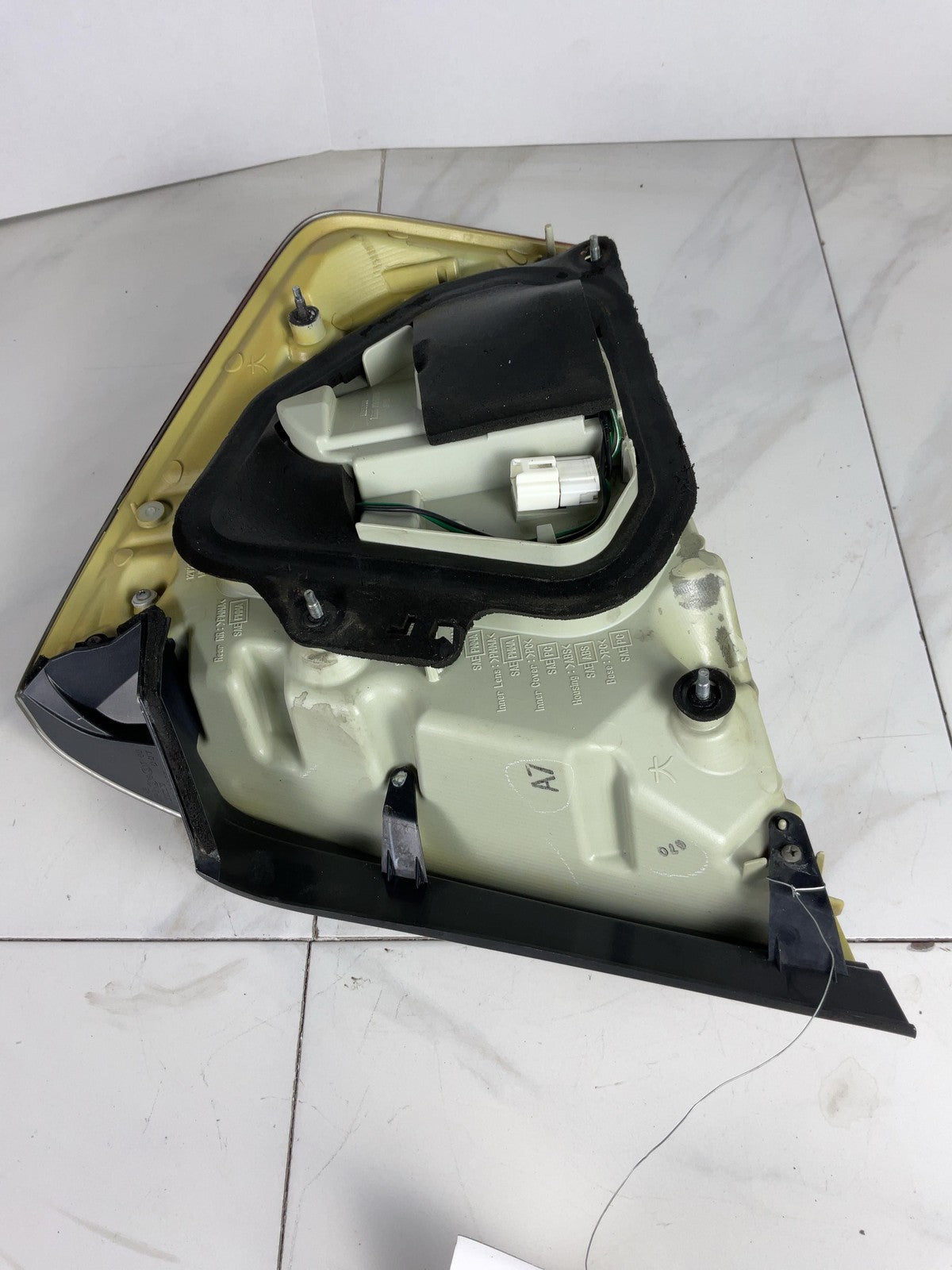 Tail Light Assembly Left Driver Side For 2006 2007 Infiniti M355