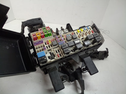 Engine Fuse Box FORD MUSTANG 2011