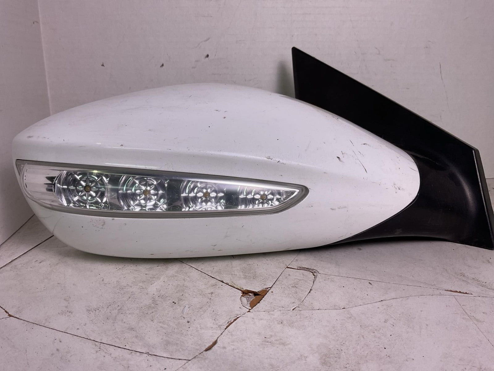 Door Mirror HYUNDAI SONATA Right 11 12 13 14 153