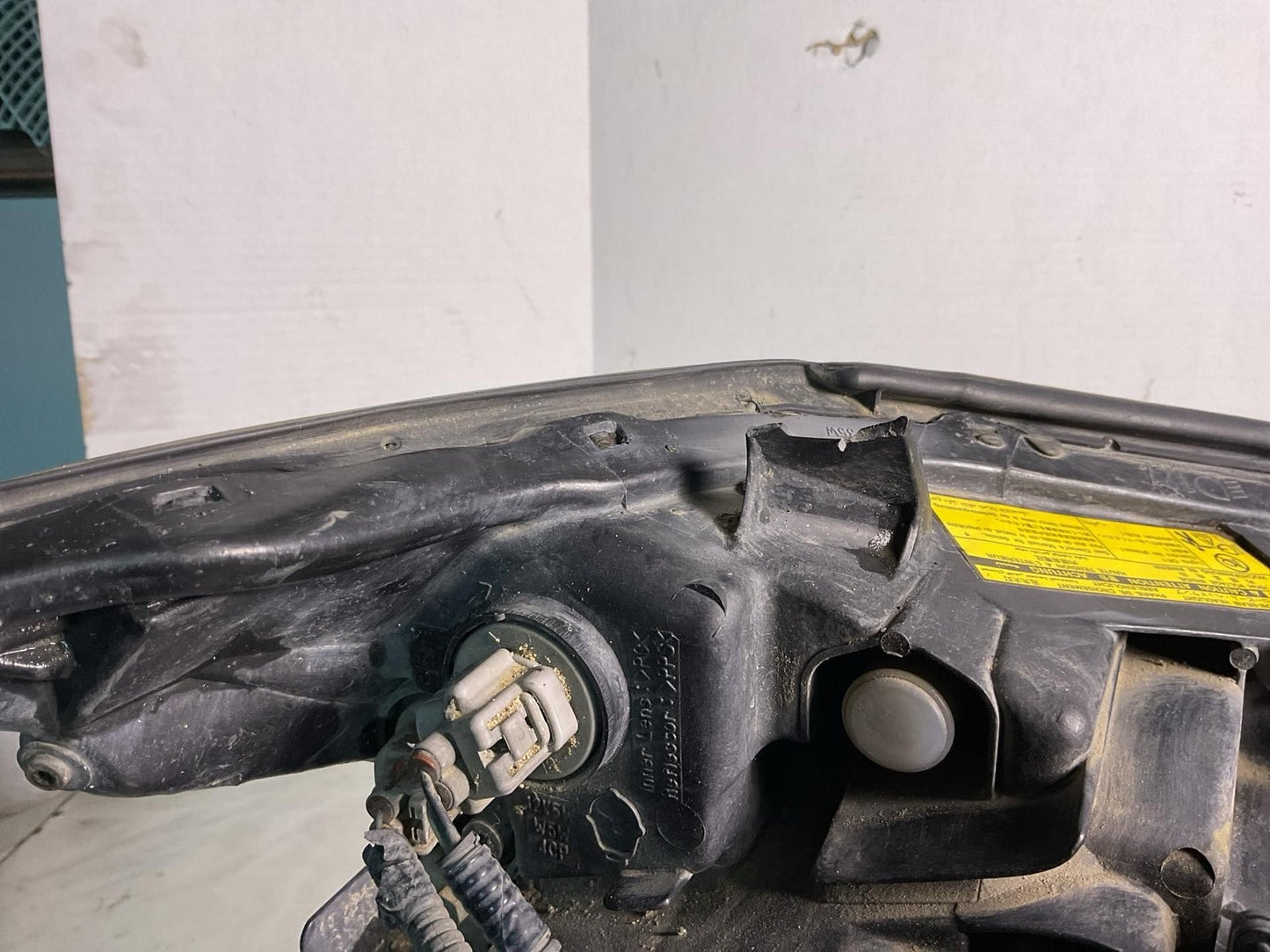 Headlamp Assembly LEXUS RX330 Left 04 05 063