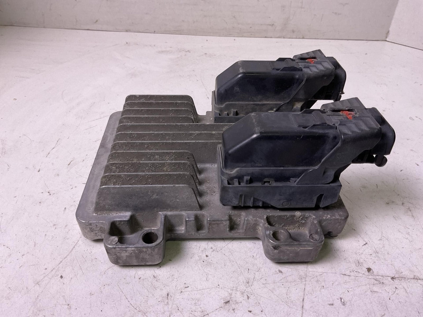 Engine/motor Brain Box ESCALADE ESV 083