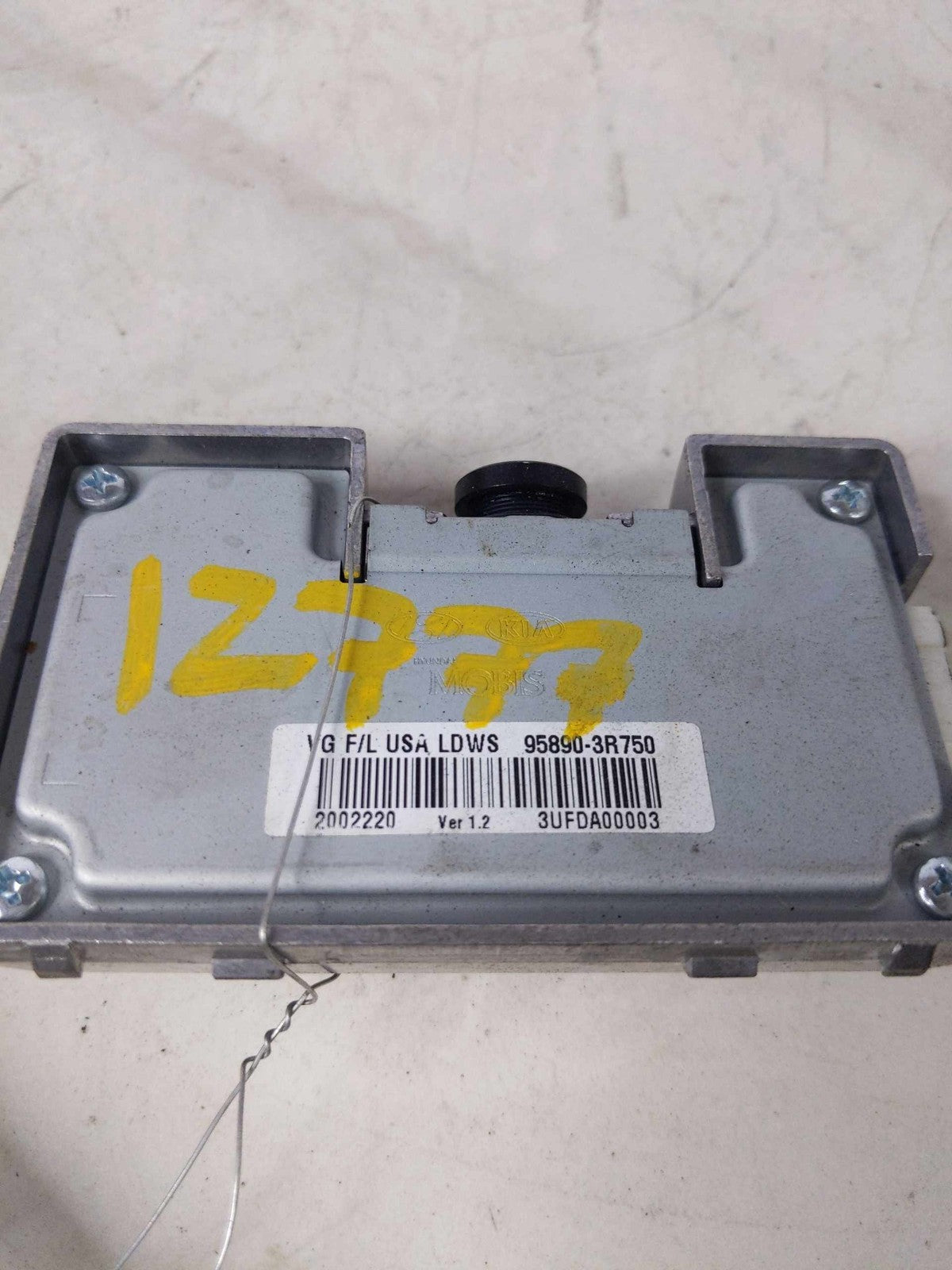 Camera/projector KIA CADENZA 141