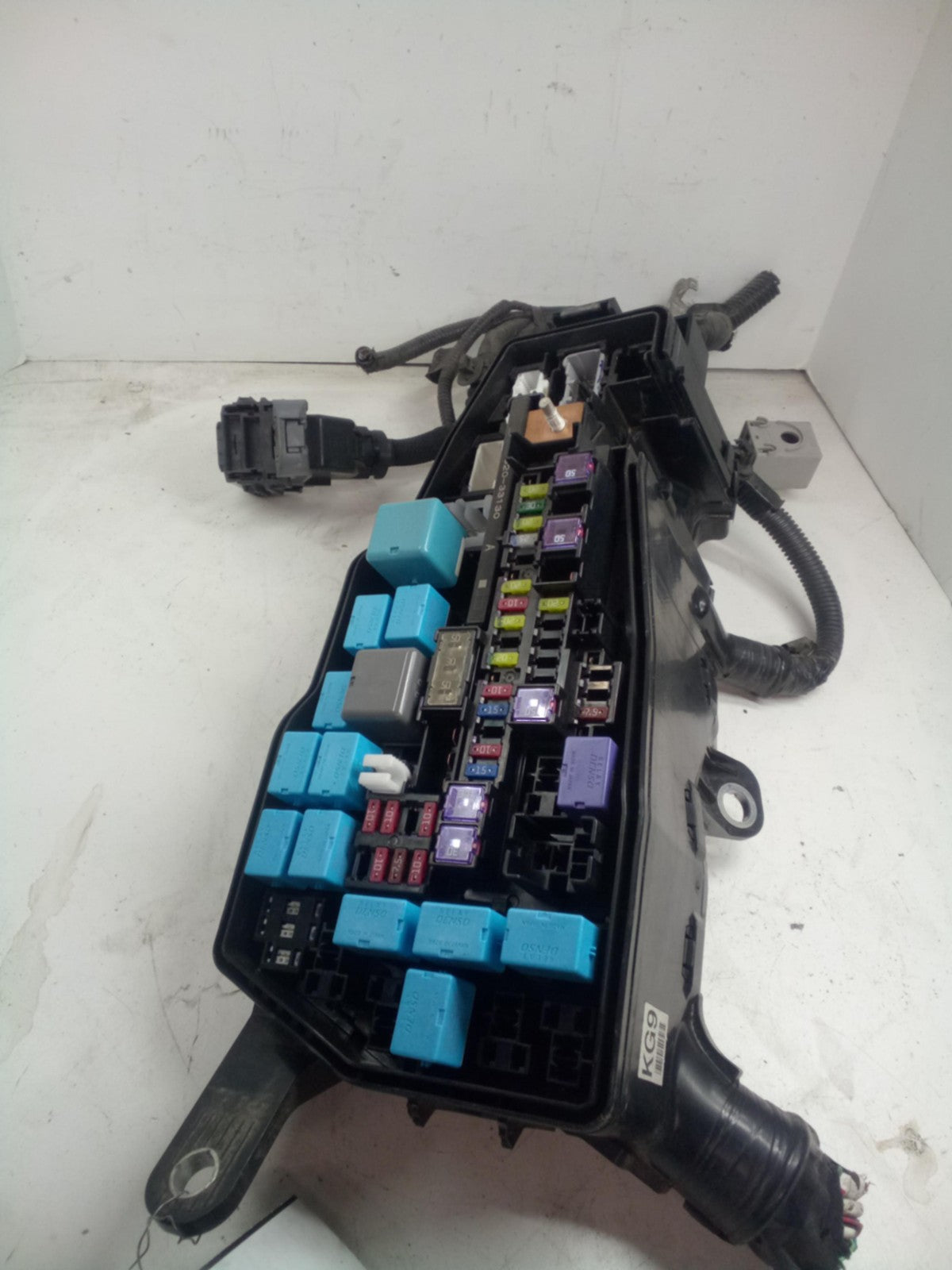 Engine Fuse Box TOYOTA CAMRY 18 19 20 21 22 23 248