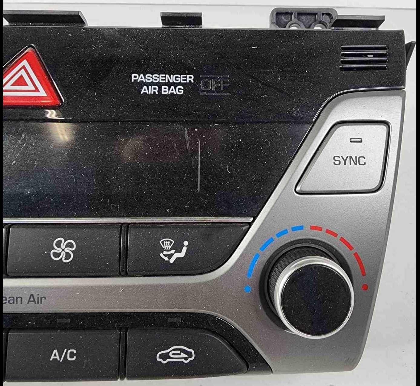 Heater A/c Control HYUNDAI ELANTRA 17 1810