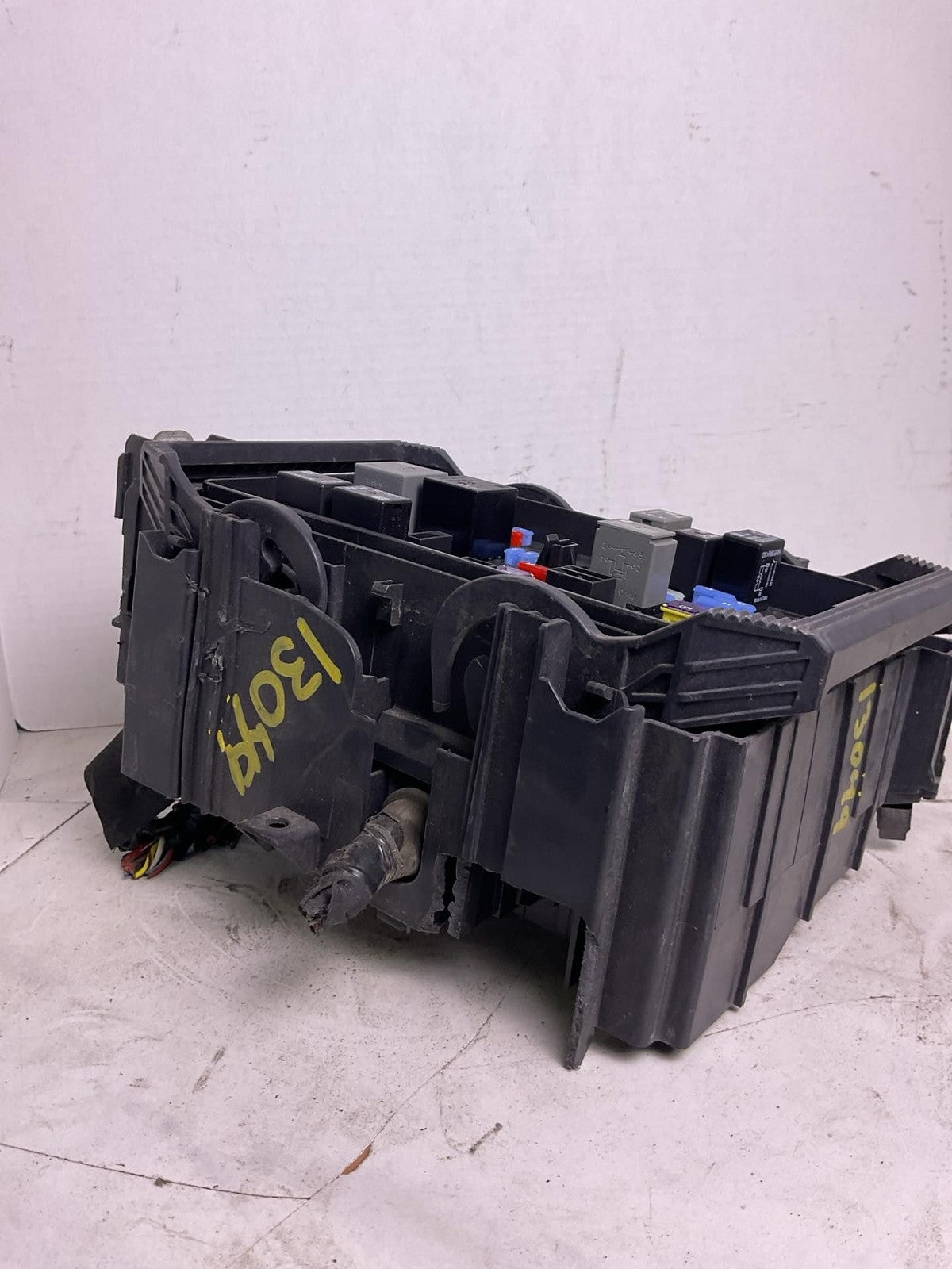 Engine Fuse Box CHEVY MALIBU 18 191