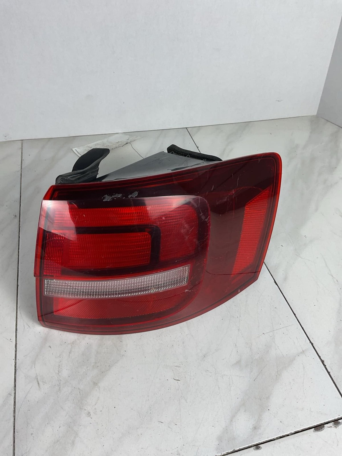 Tail Light Assembly JETTA EXCEPT GLI Right 17 180