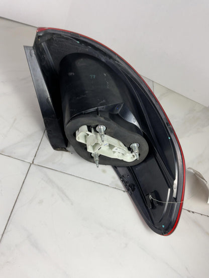 Tail Light Assembly VW CC Right 09 10 11 125