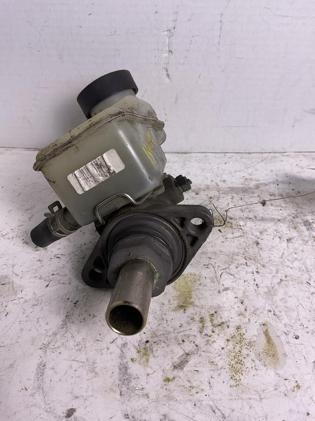 Master Cylinder SCION XA 04 05 064