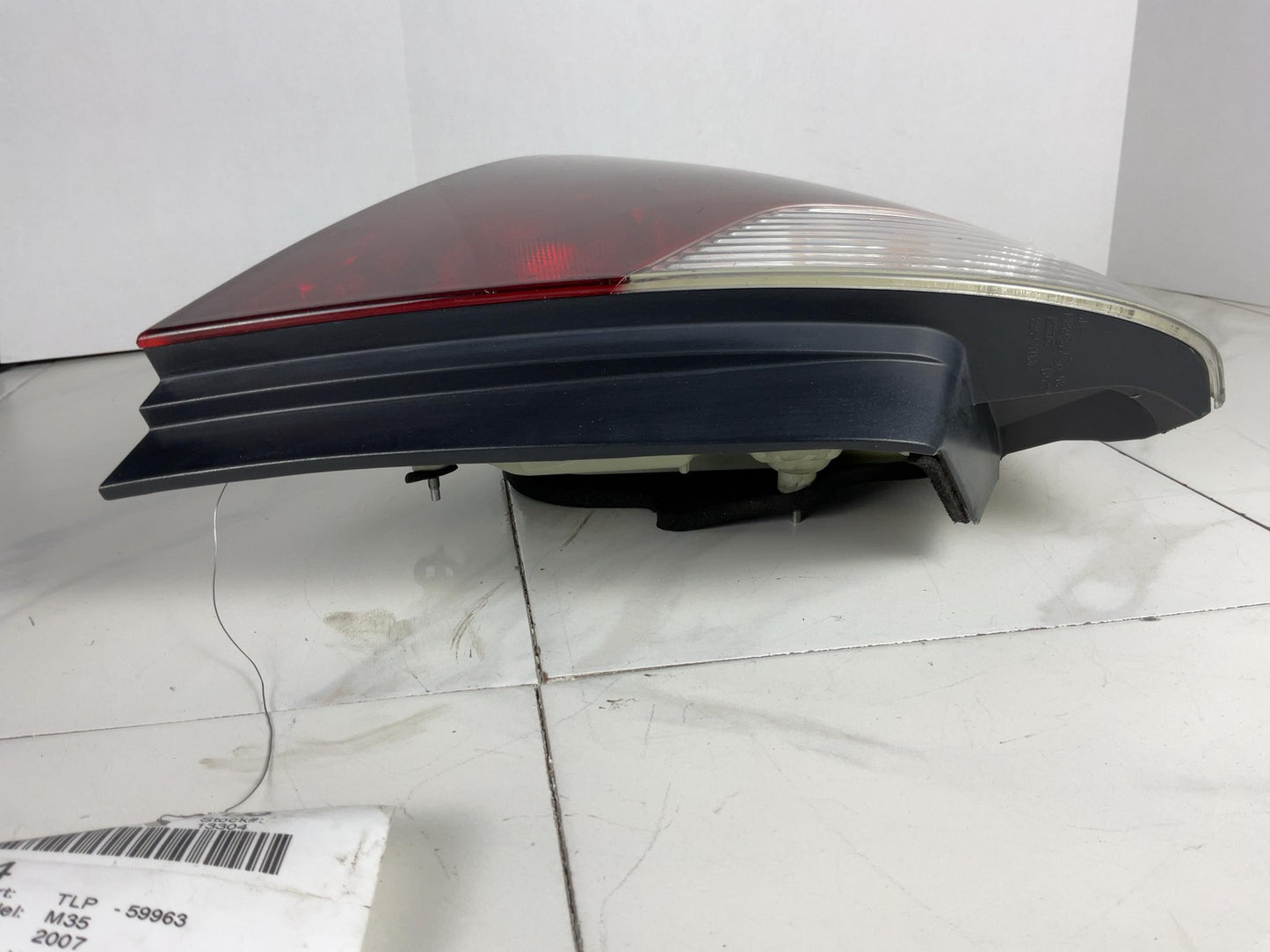 Tail Light Assembly Left Driver Side For 2006 2007 Infiniti M351
