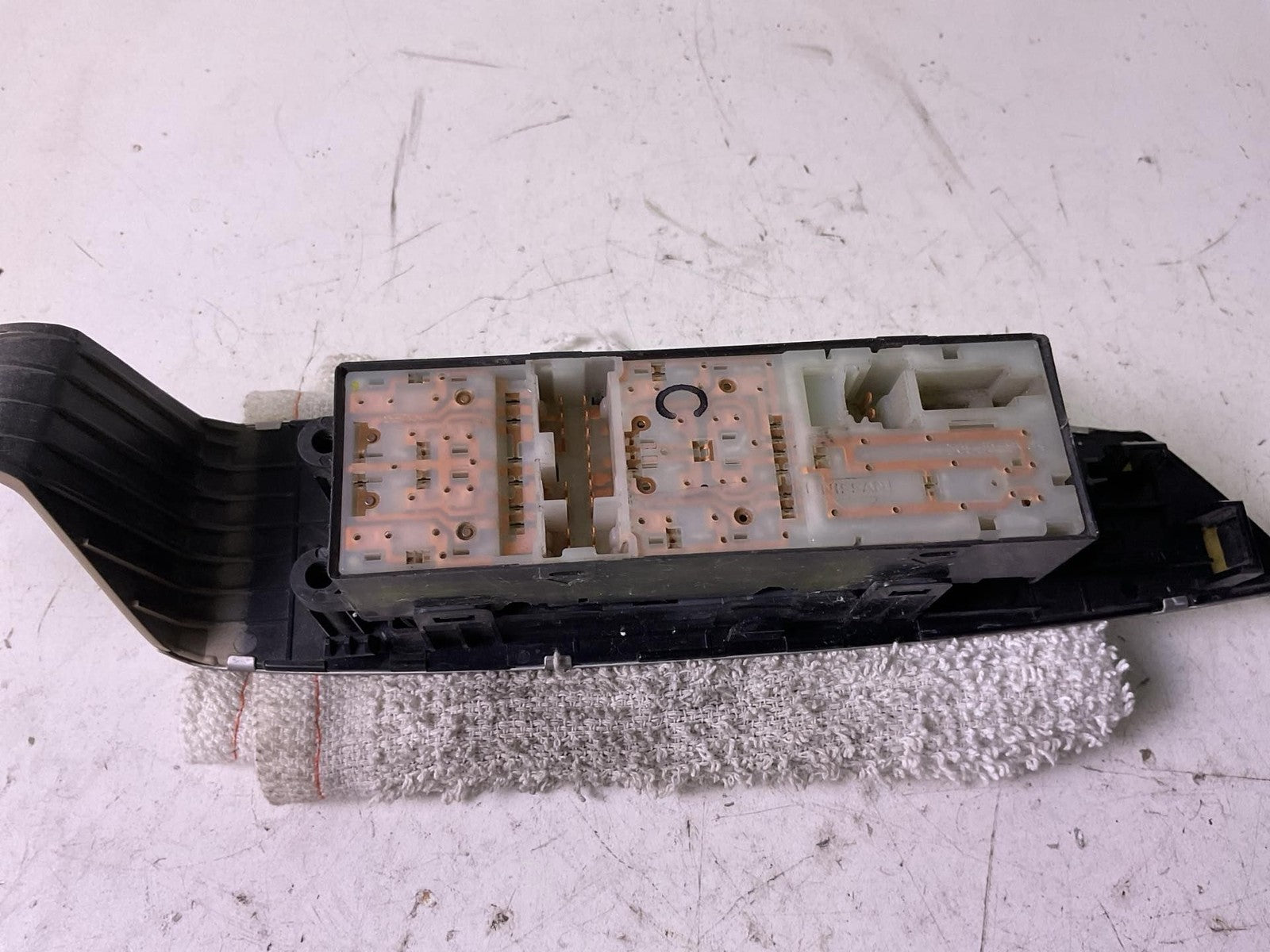 Door Switch Front NISSAN MURANO 05 063