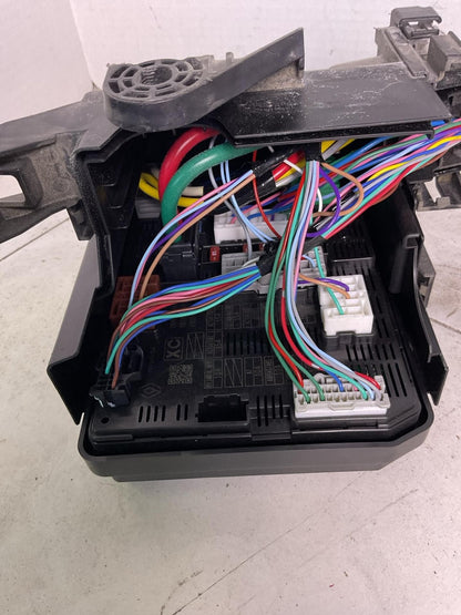 Engine Fuse Box NISSAN KICKS 18 19 20 21 22 23 241