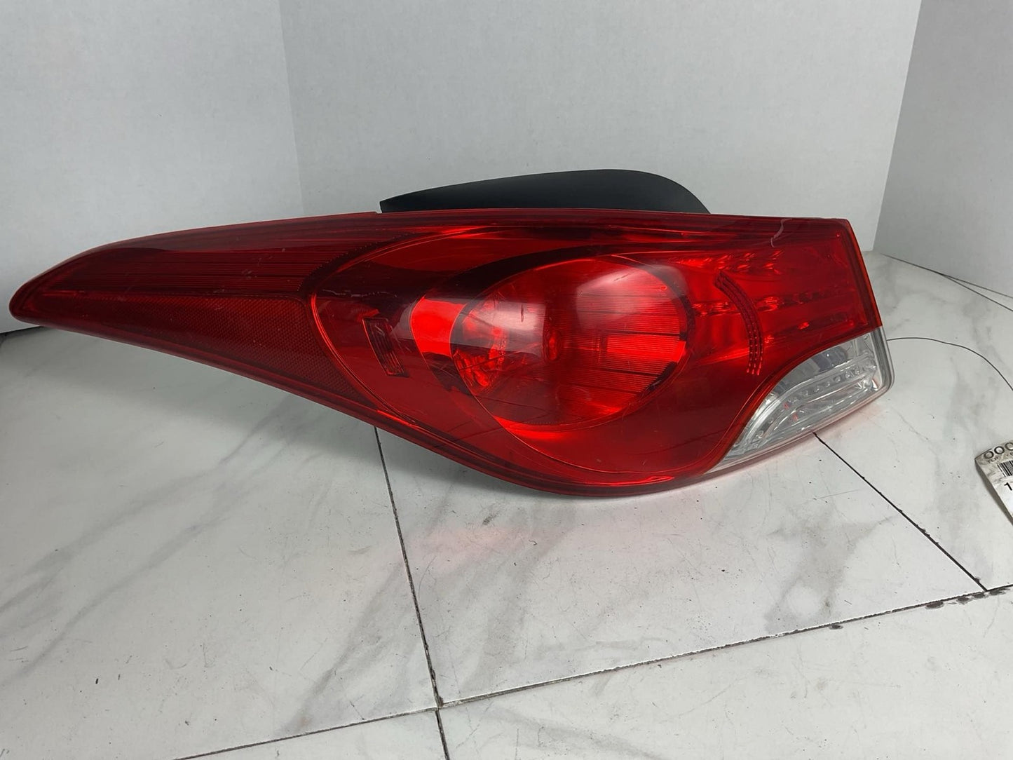 Tail Light Assembly HYUNDAI ELANTRA Left 11 12 130