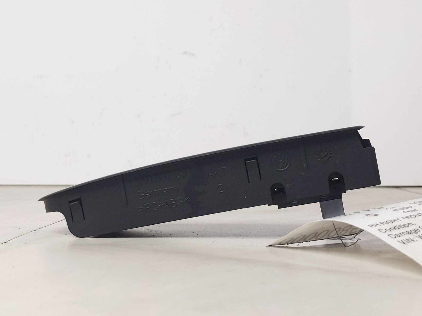 Door Switch Front GOLF EXCEPT GTI 122