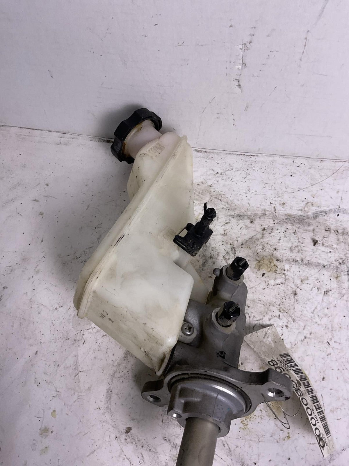 Master Cylinder HYUNDAI ELANTRA 18 19 203