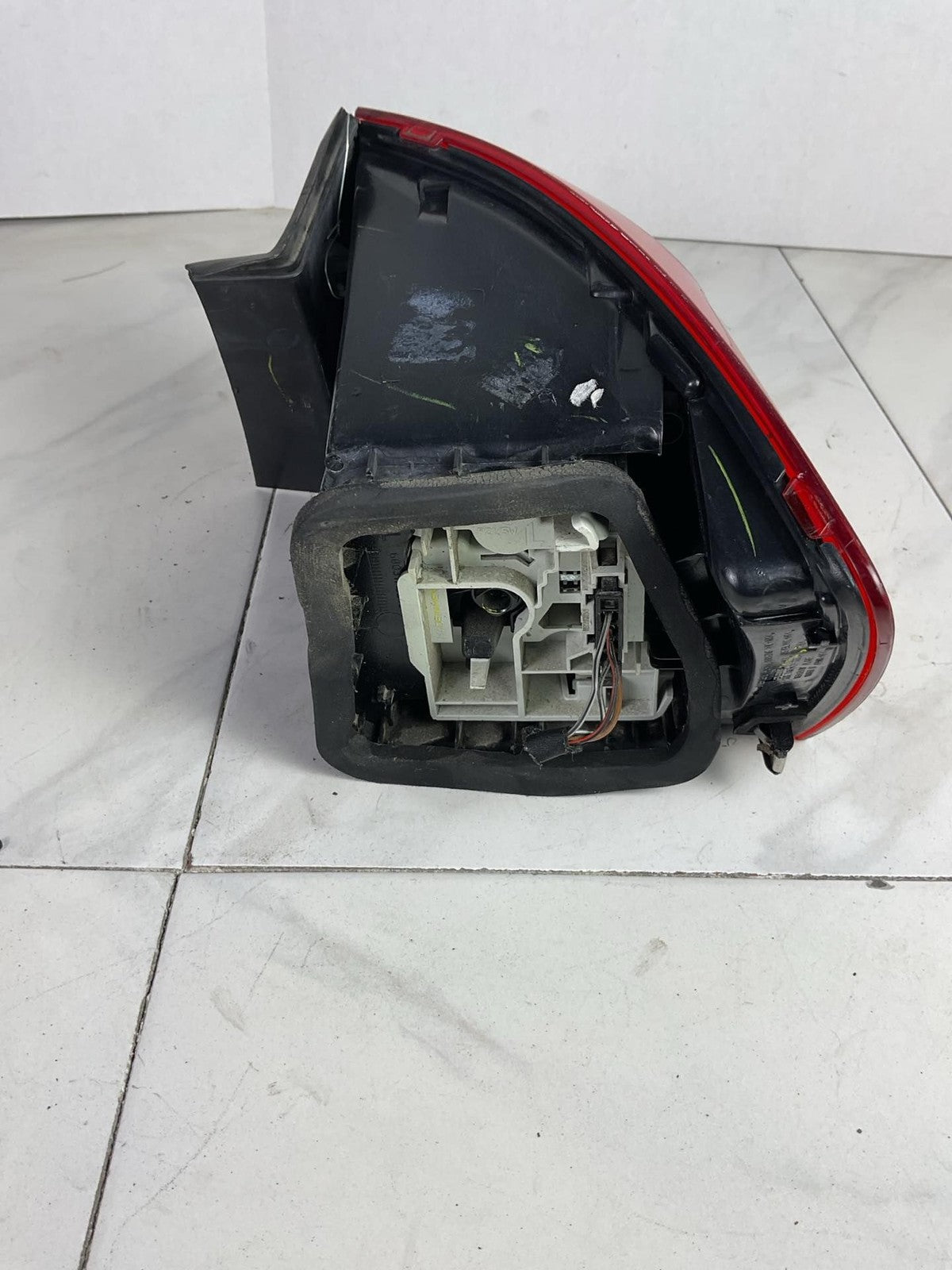 Tail Light Assembly JETTA EXCEPT GLI Left 15 164