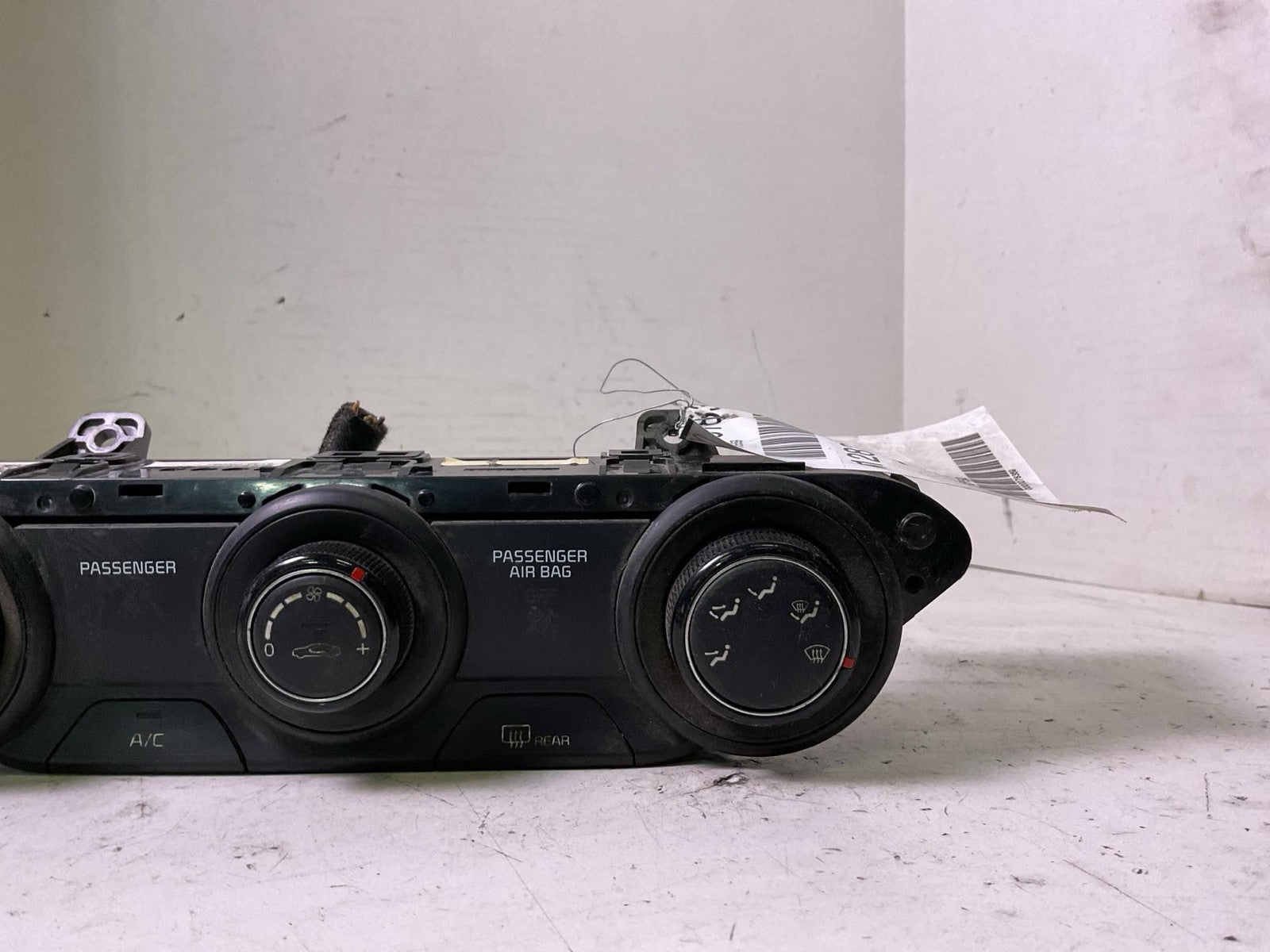 Heater A/c Control KIA FORTE 19 20 212