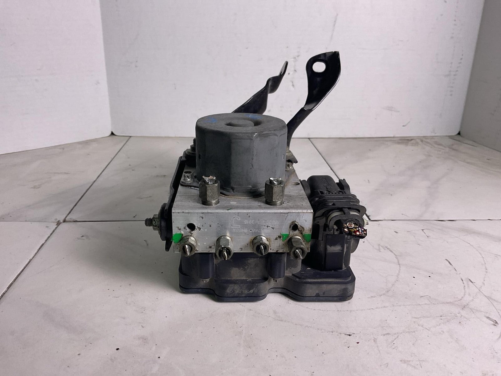 Anti-lock Brake Parts NISSAN ALTIMA 16 170