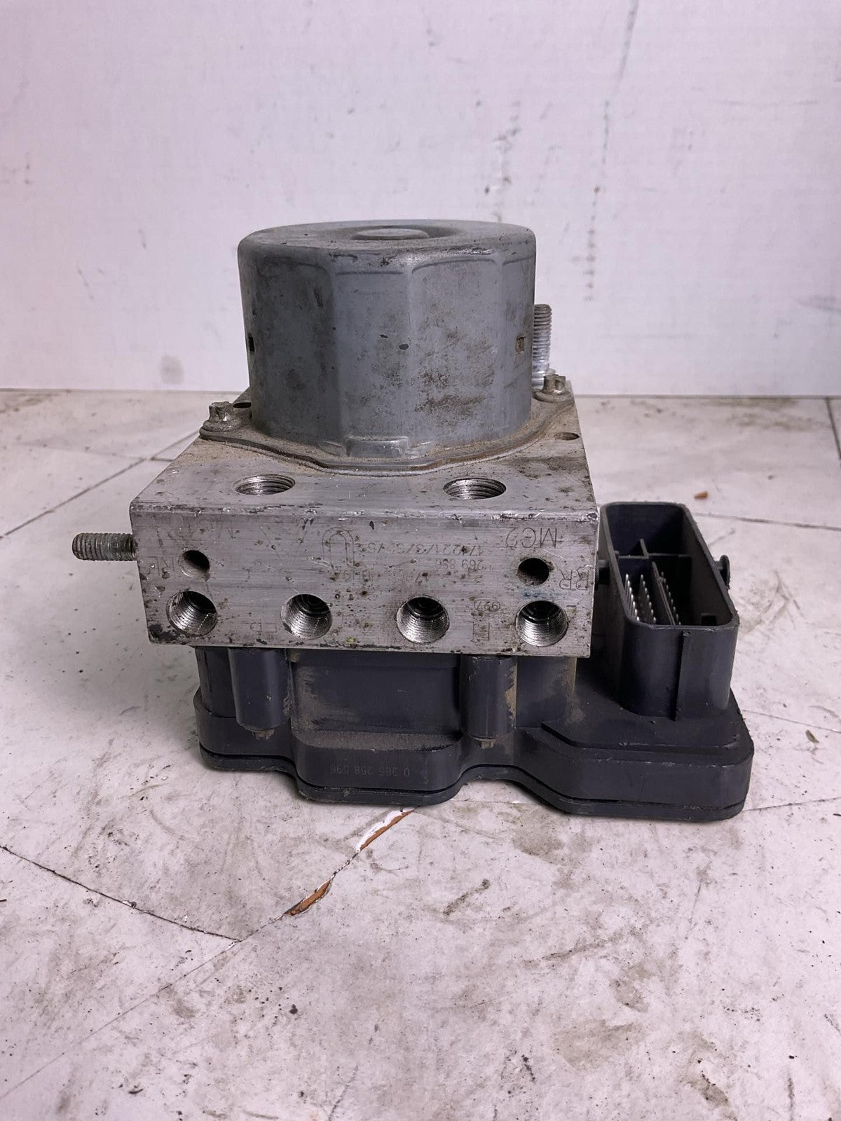 Anti-lock Brake Parts NISSAN ALTIMA 17 180