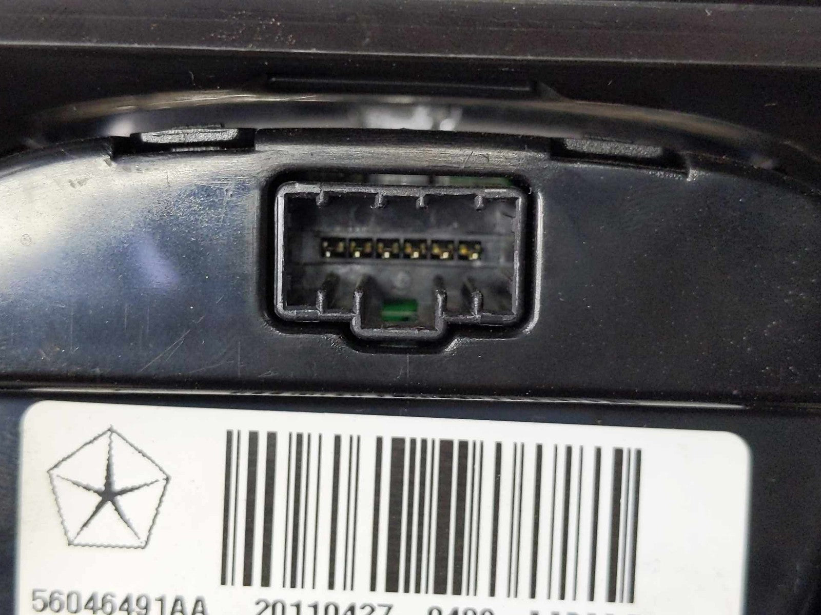 Radio Bezel Trim CHRYSLER 200 128