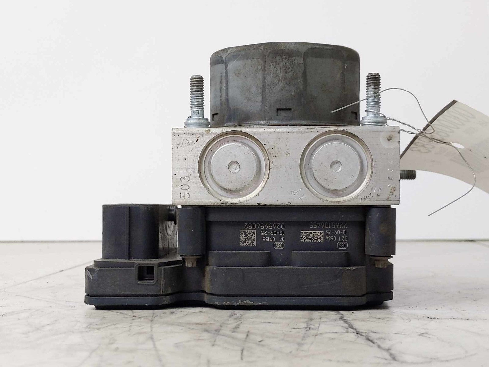 Anti-lock Brake Parts NISSAN VERSA 142