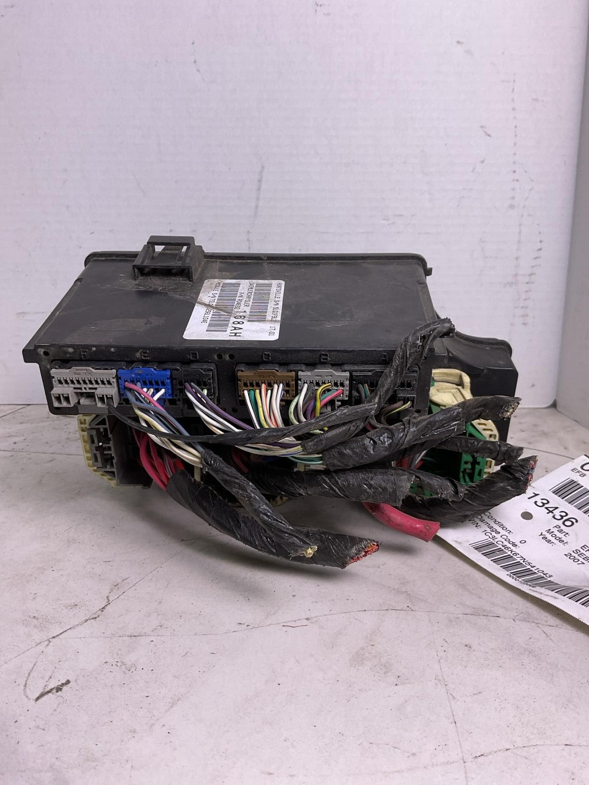Engine Fuse Box CHRYSLER SEBRING 072