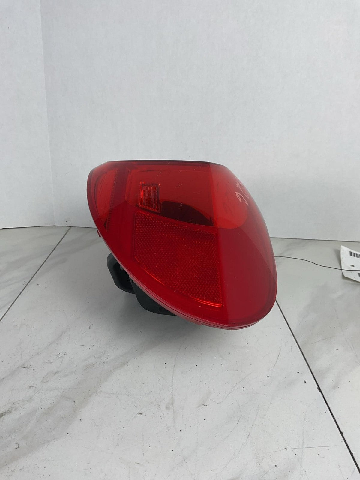 Tail Light Assembly VW TIGUAN Right 12 13 14 15 16 17 183