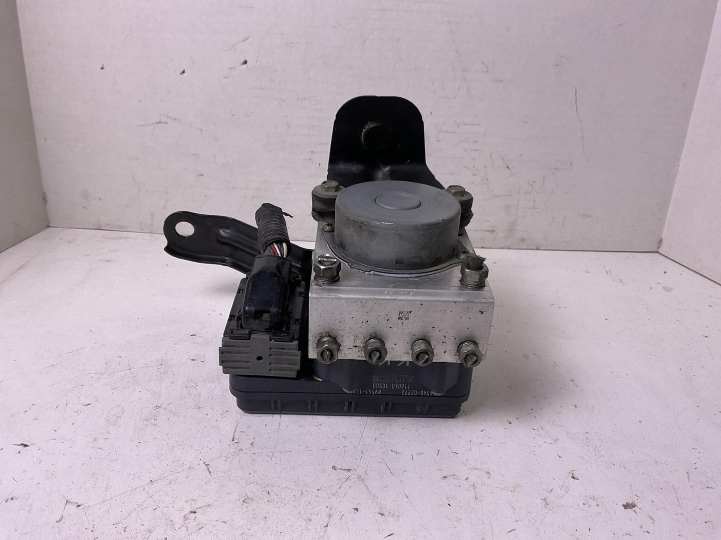 Anti-lock Brake Parts TOYOTA COROLLA 12 131