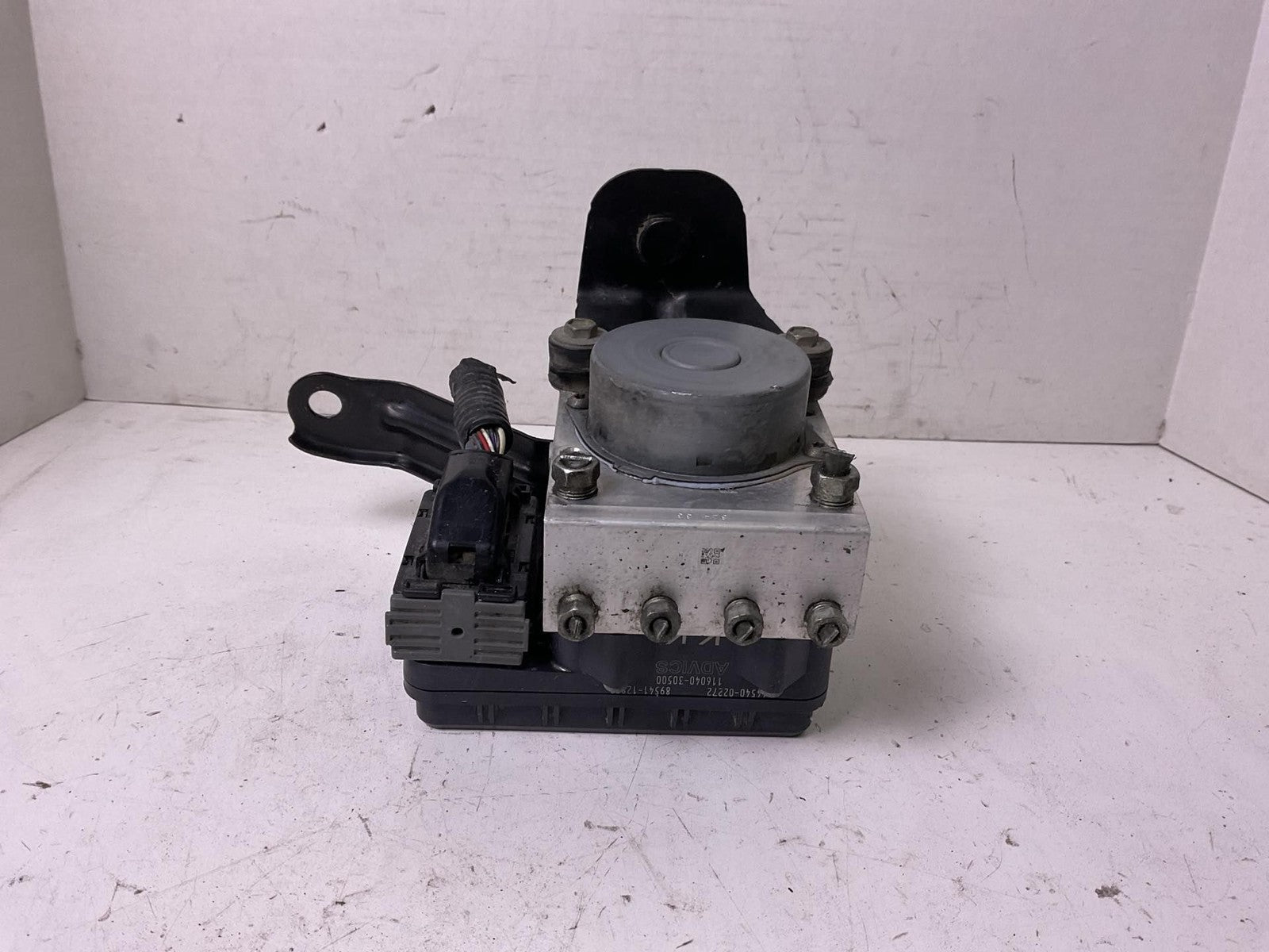 Anti-lock Brake Parts TOYOTA COROLLA 12 131