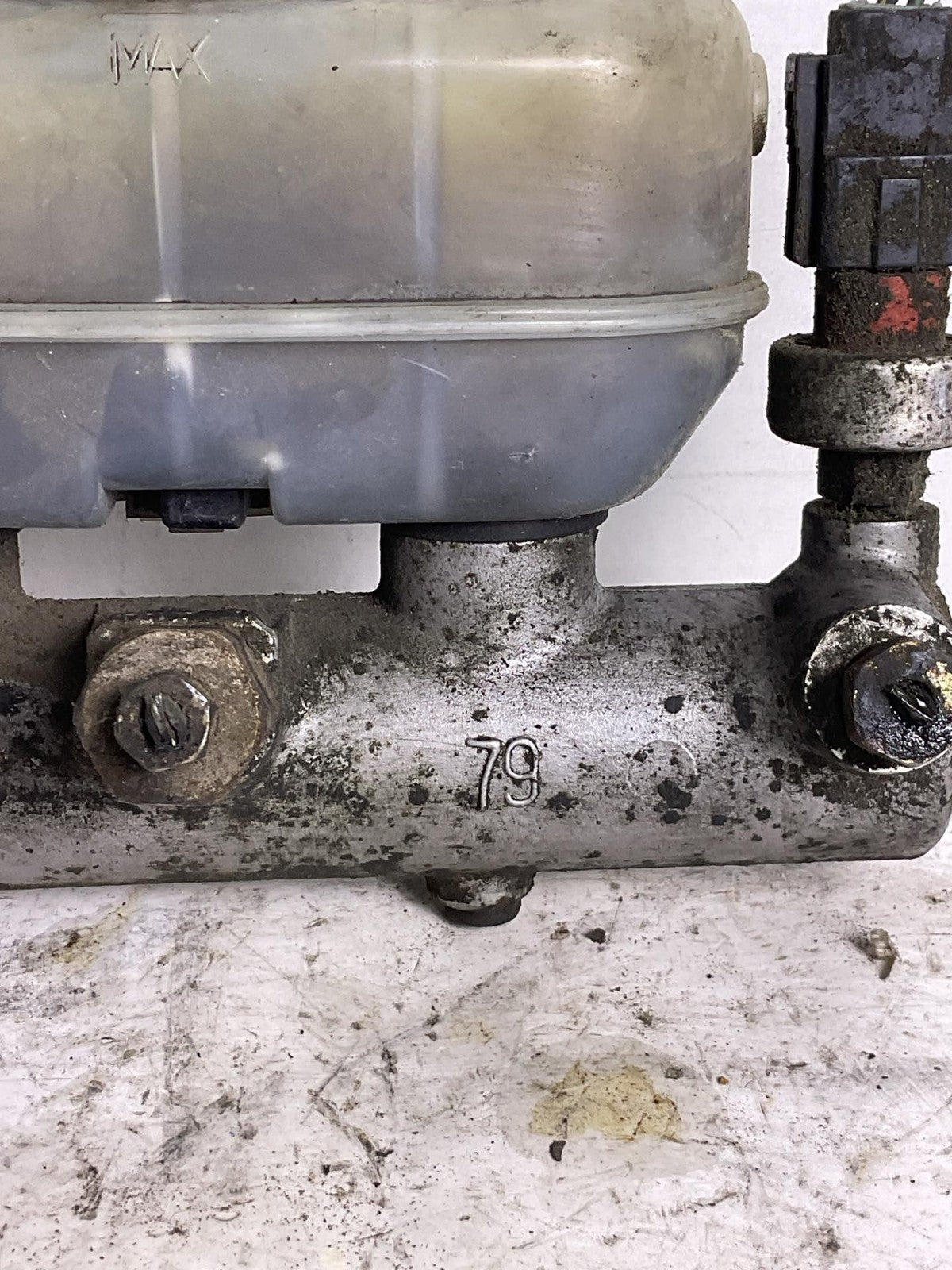 Master Cylinder FORD PICKUP F150 00 01 02 03 0415